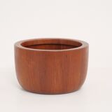 Scandinavian teak bowl by Richard Nissen Denmark