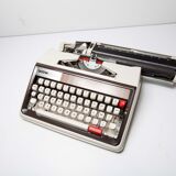 Brother Deluxe 1350 revised typewrite 1971