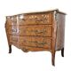 Commode en bois vintage de style Louis XV