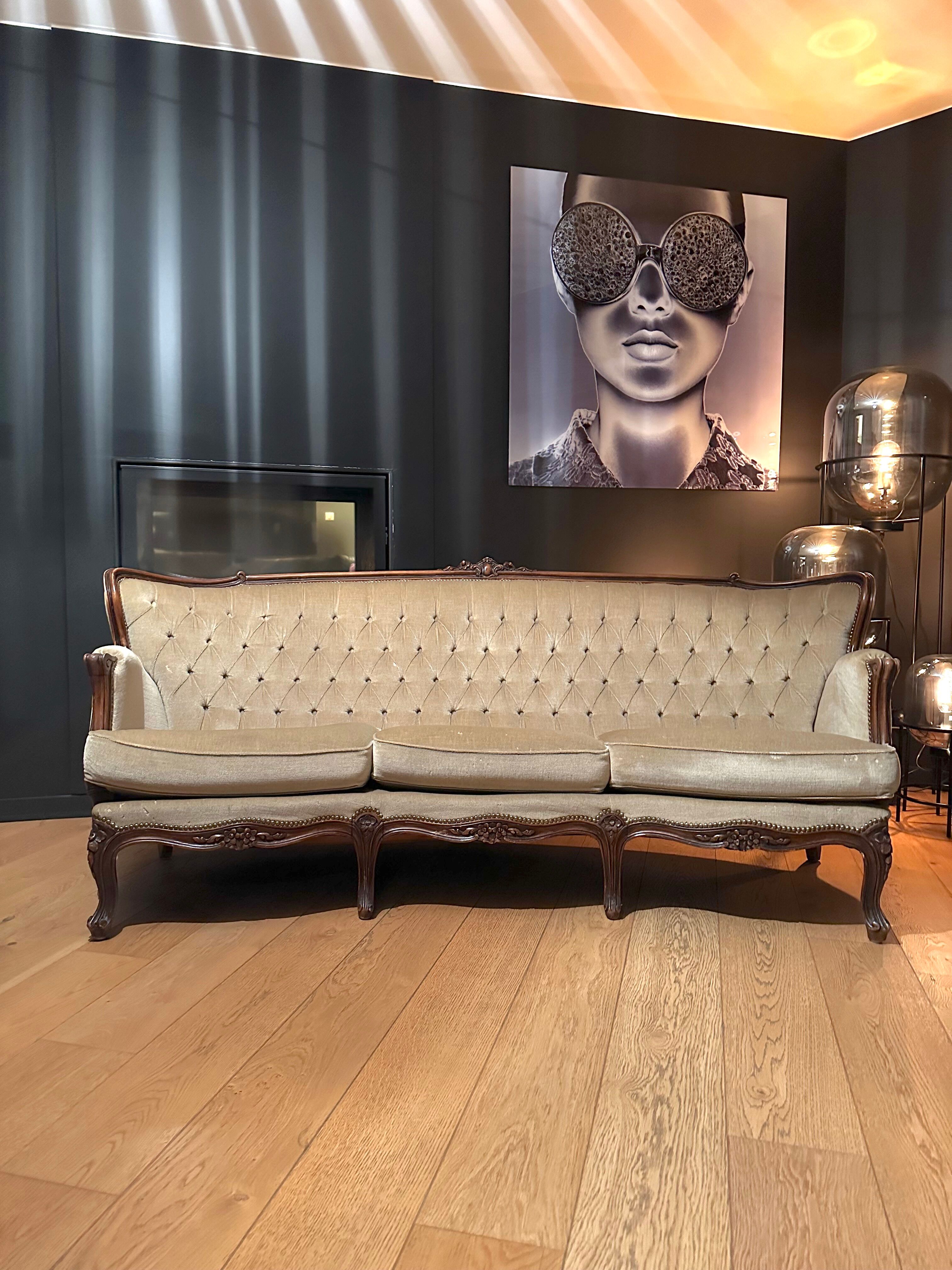 Louis XV velvet sofa from Genoa