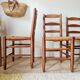 Set of 4 rustic chairs in solid oak and straw.
