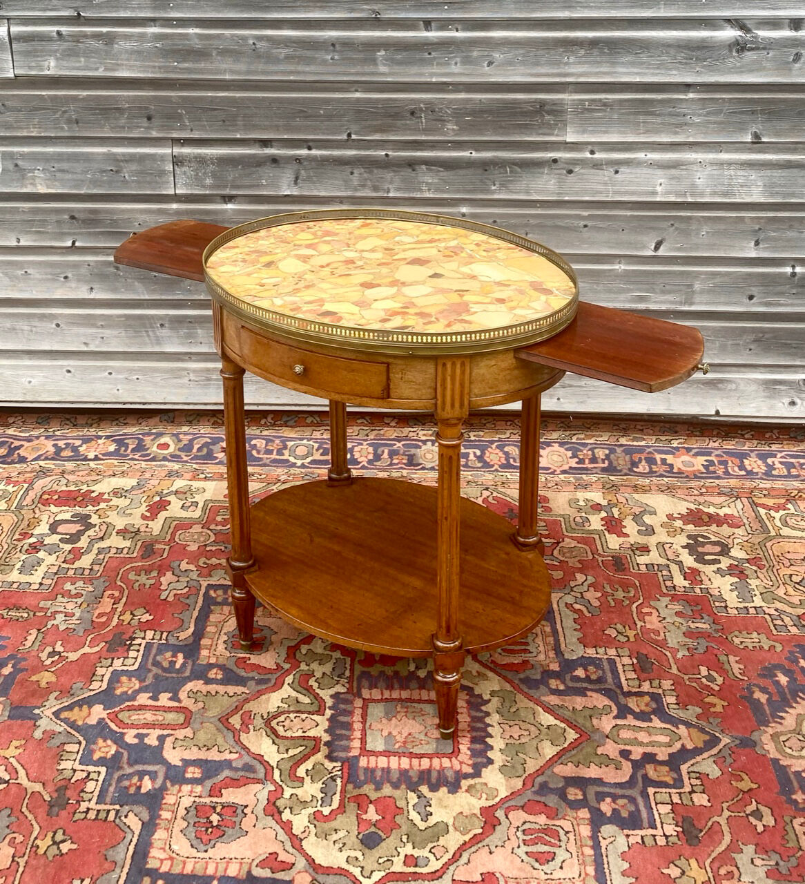 Table de salon en acajou de style louis xvi xix eme siècle