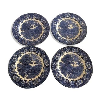 4 Wedgwood flat plates, 28 cm