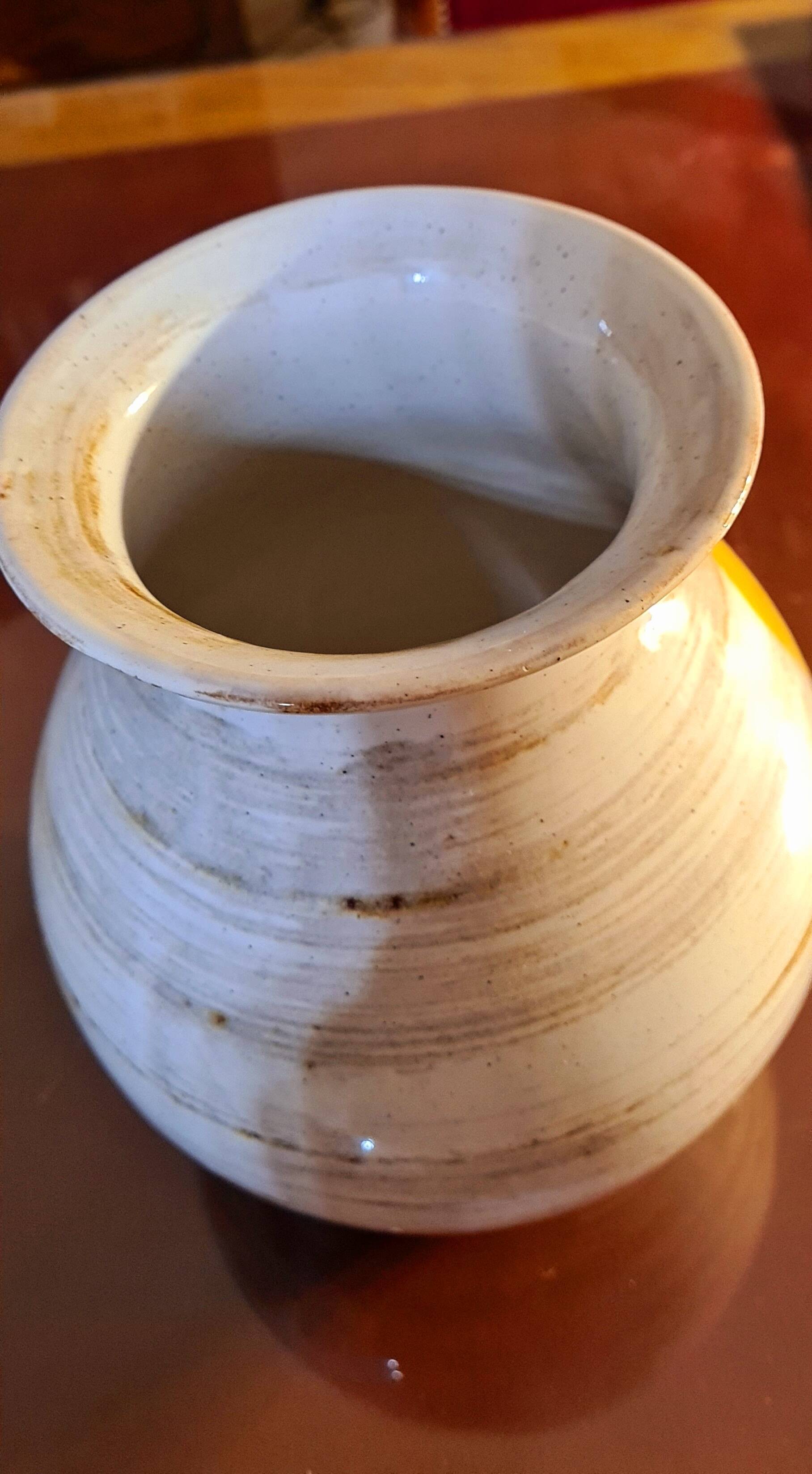 Saint Clement ball vase