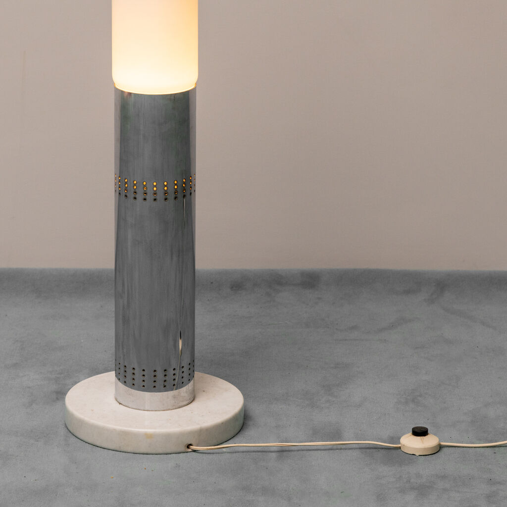 Lampadaire en métal 70s