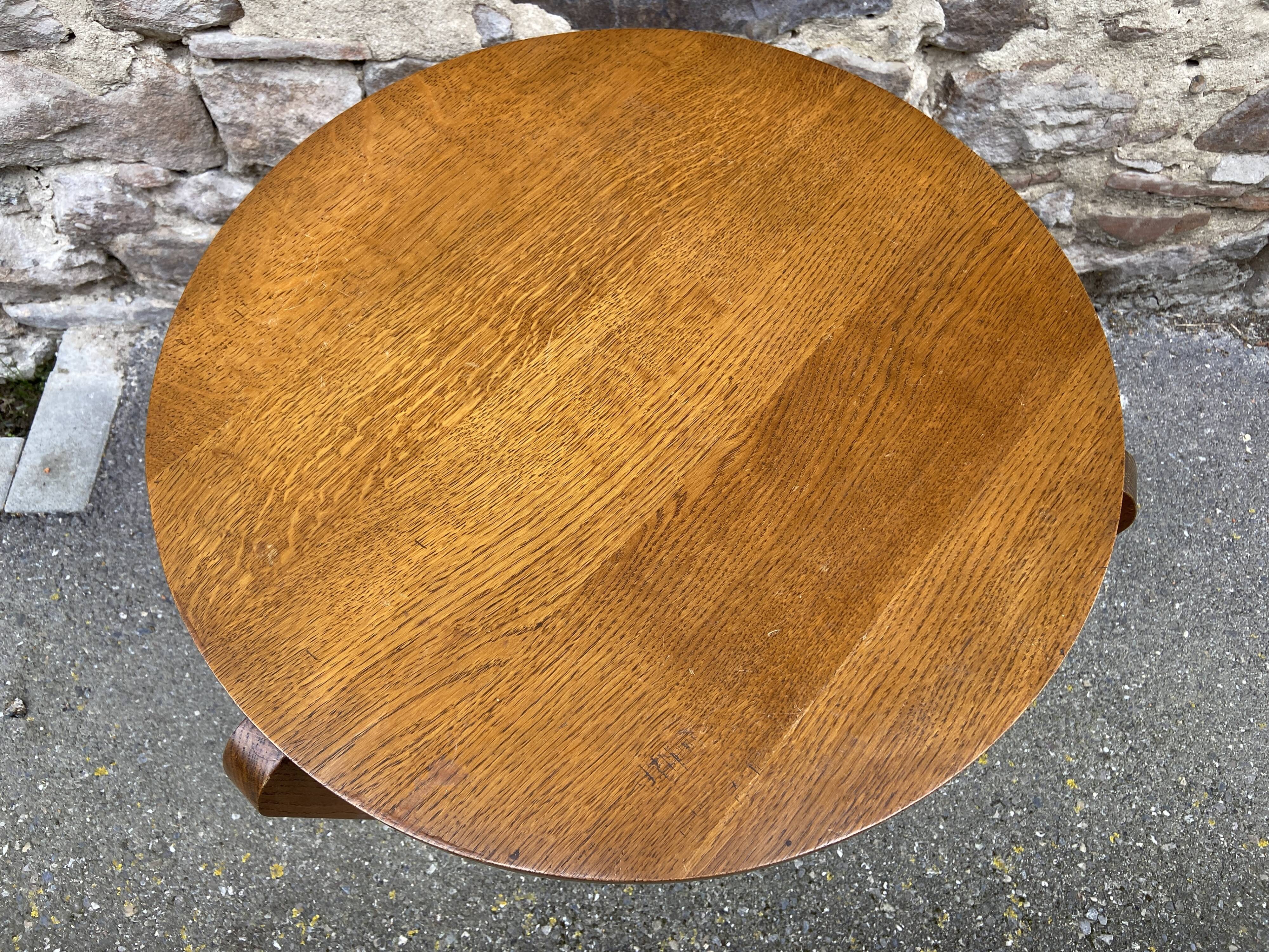 Art Deco pedestal table, 1940s design, in oak