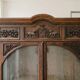 Ancien meuble bibliothèque de château decor blason lion