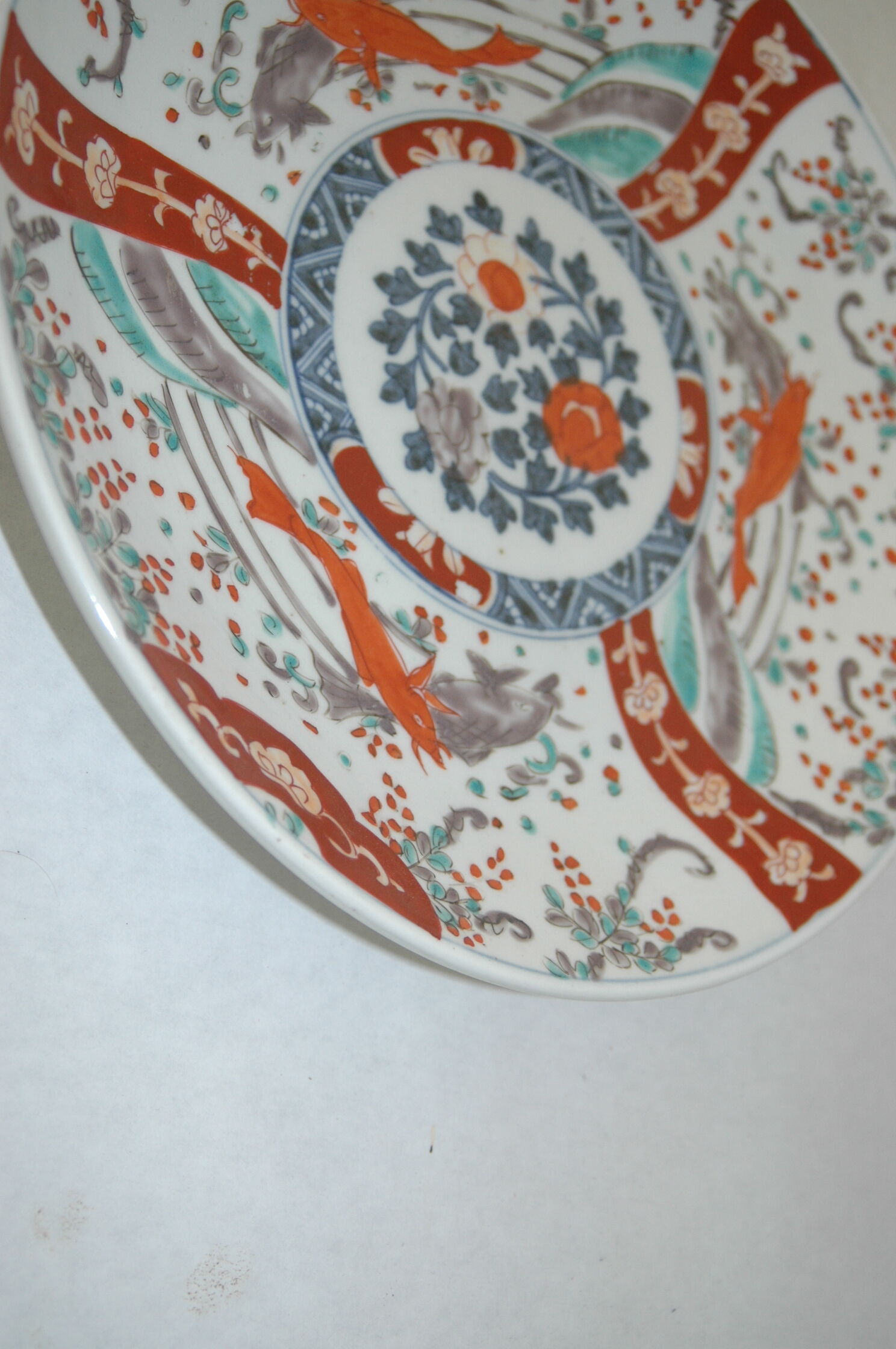 Dish Imari ancient China or Japan