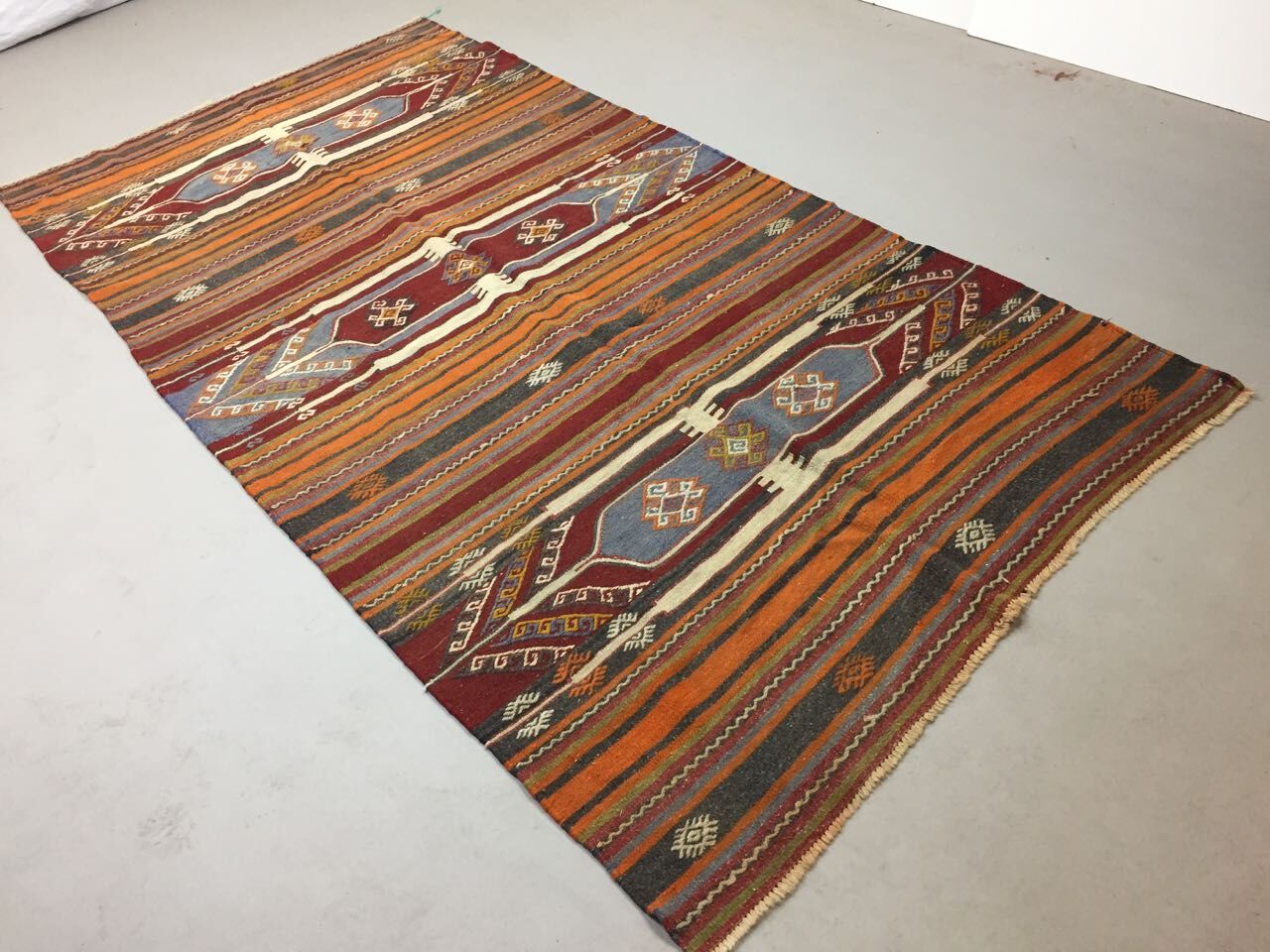 Turkish kilim rug 283x160 cm