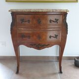 Louis XV curved chest of drawers