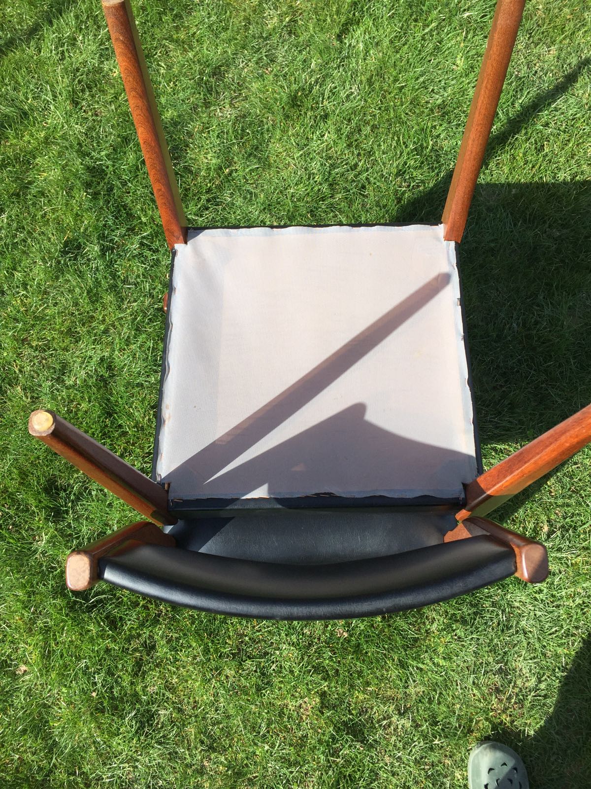 Set of 4 Scandinavian chairs from the 60s in black skai