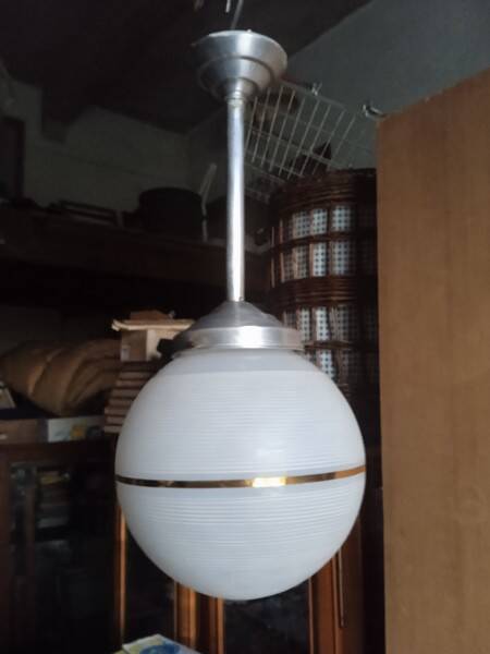 Plafonnier suspension art deco / boule verre 1940