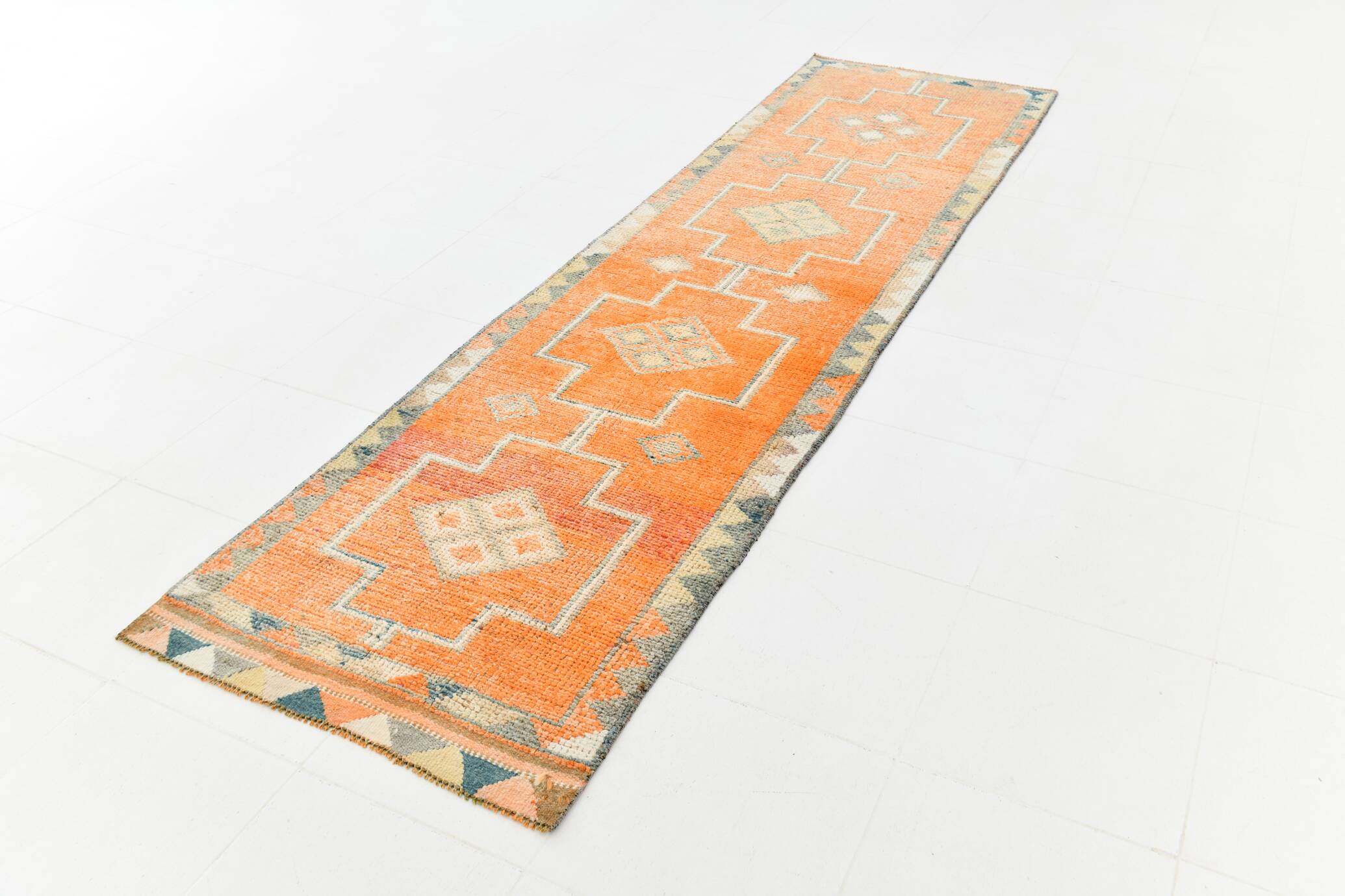 3x11 Vintage Runner Rug, 88x319Cm