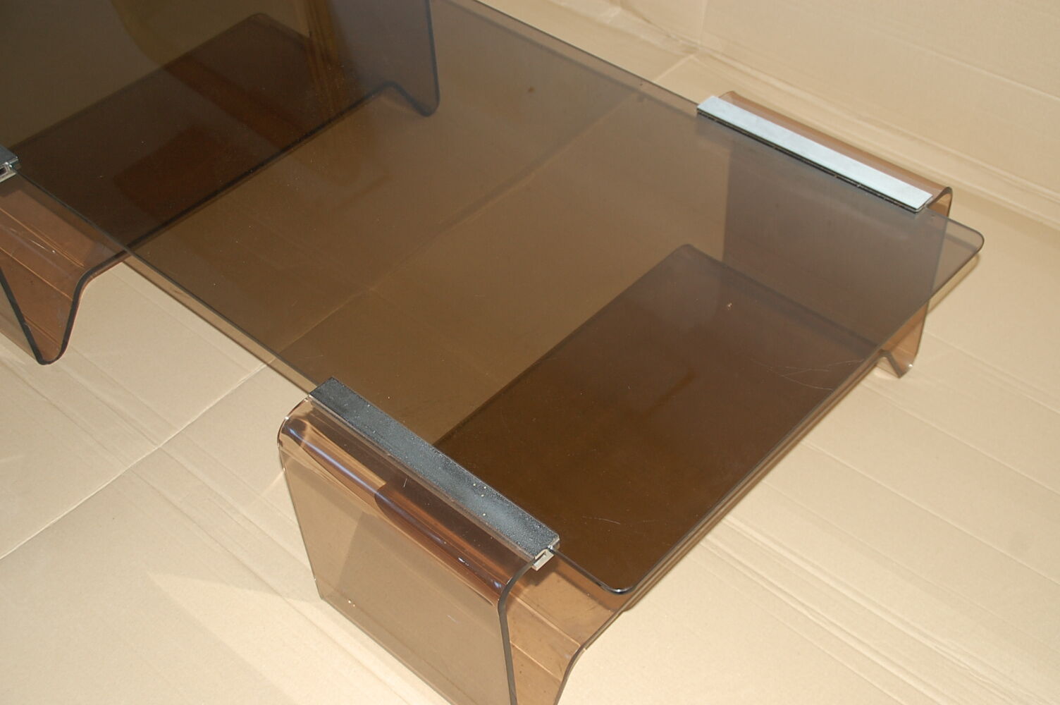 Table 70s low Michel Dumas