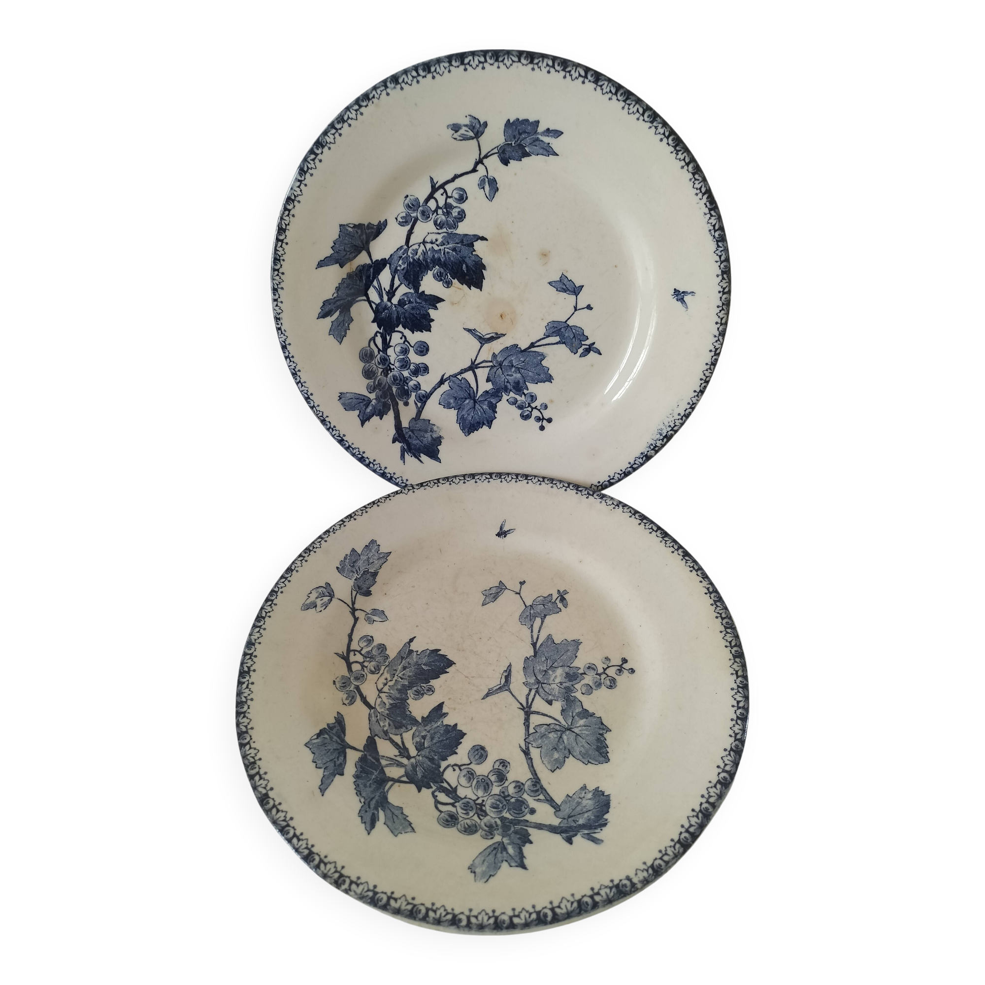 Duo of Gien plates, Groseilles model