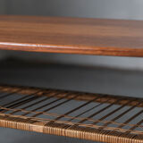 Table basse 'Planche de surf' en bois de teck avec étagère à magazines, design hollandais, années 1960