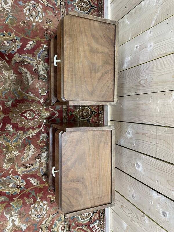 Paire de tables de chevets de style Art Déco