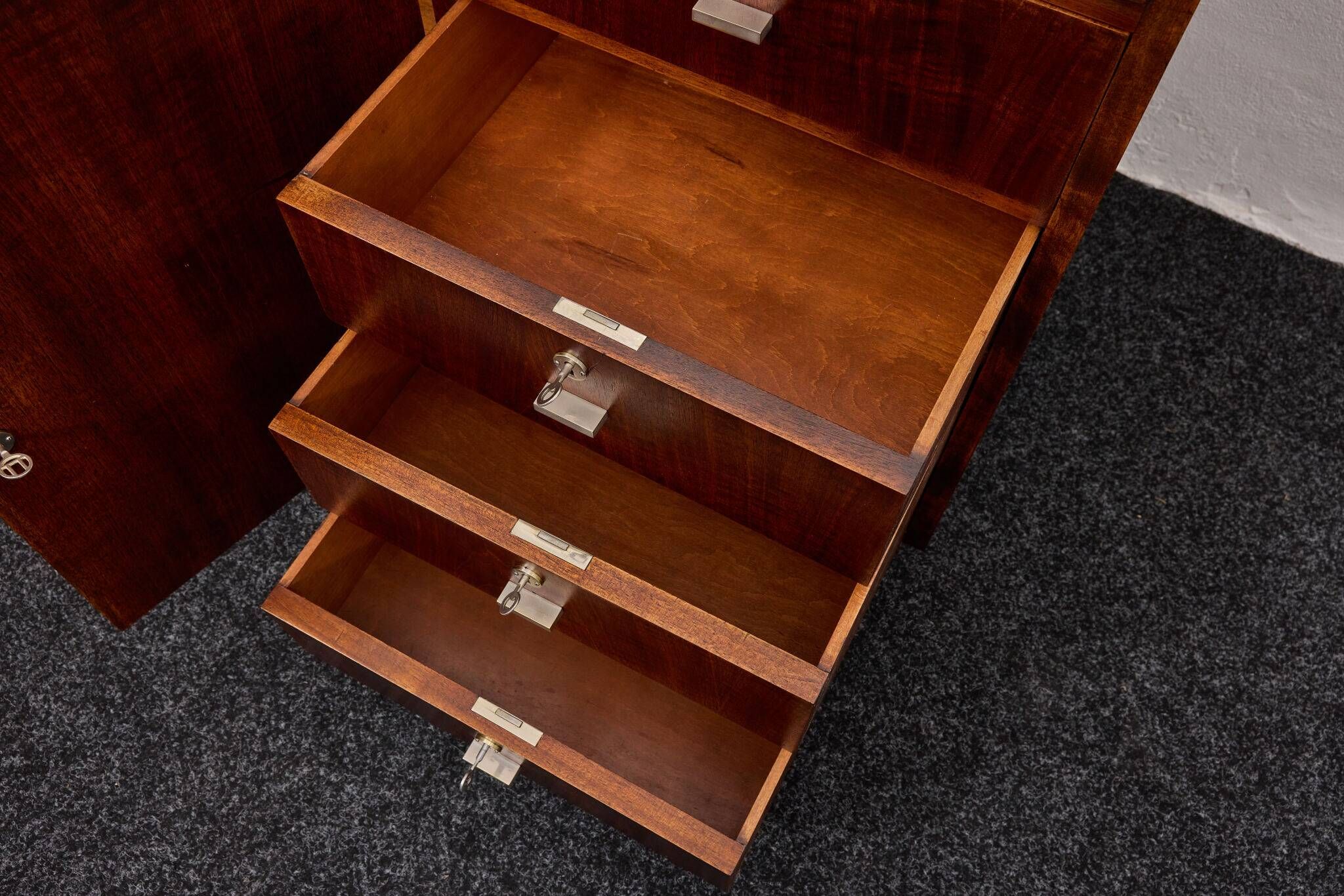 Buffet cubain en acajou de style Bauhaus, Gyula Kaesz, début des années 1940