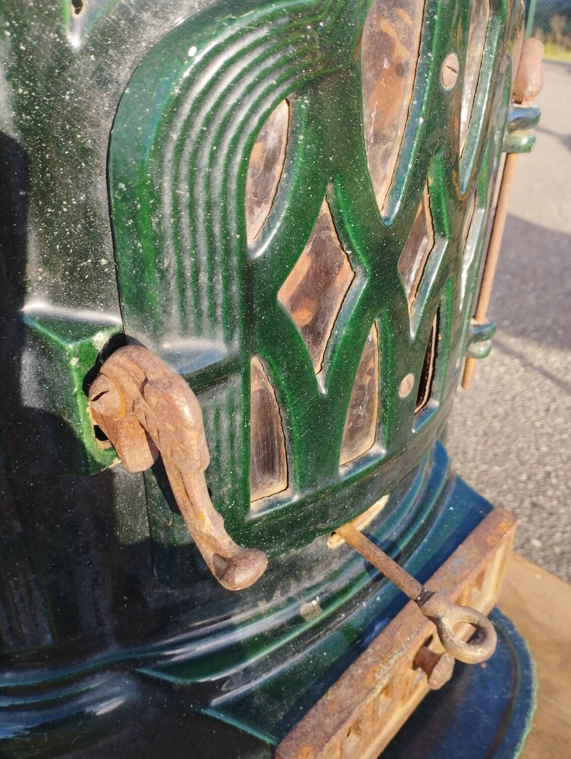 Lilyver Deville cast iron wood stove