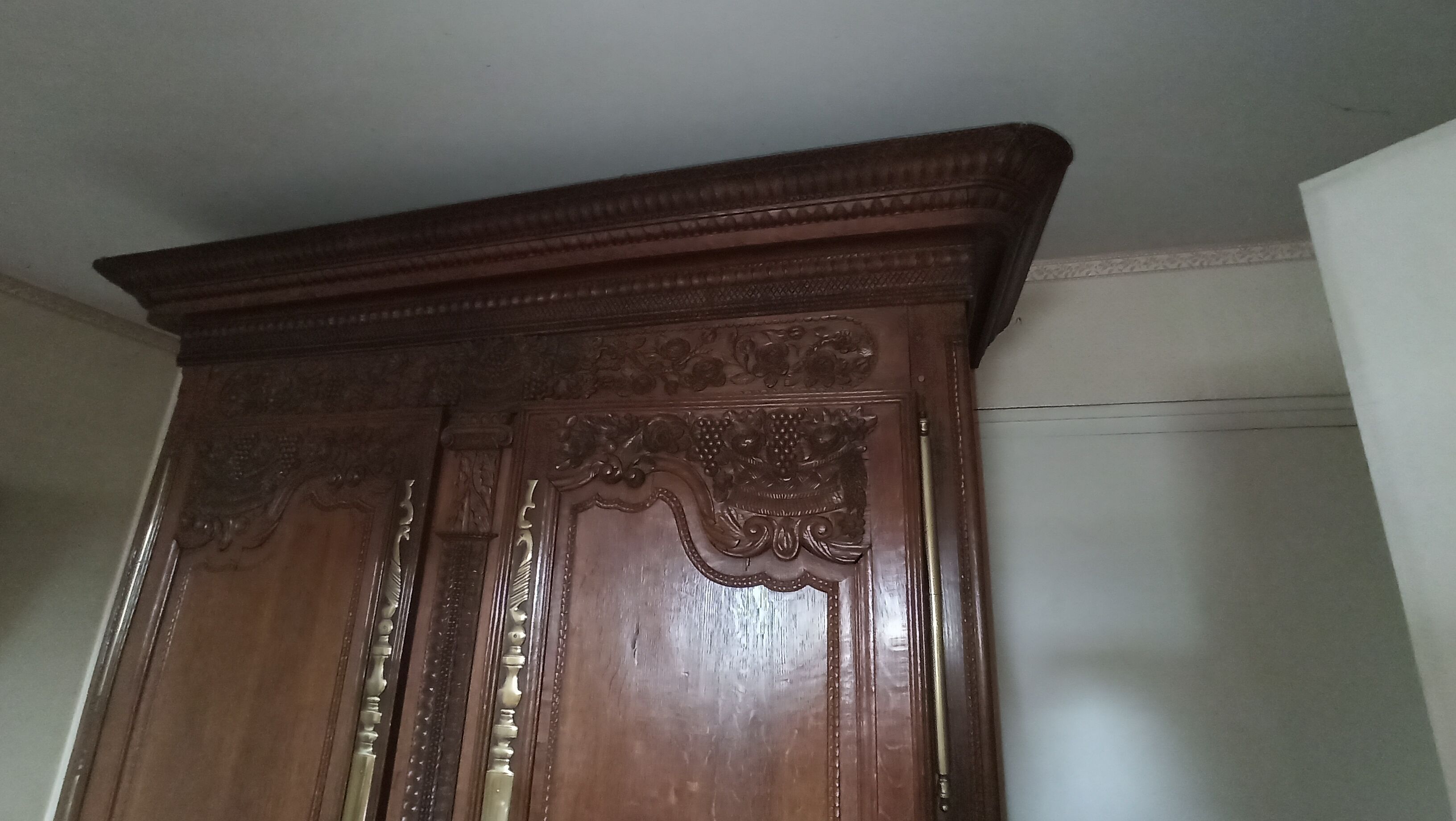 Armoire Granvillaise
