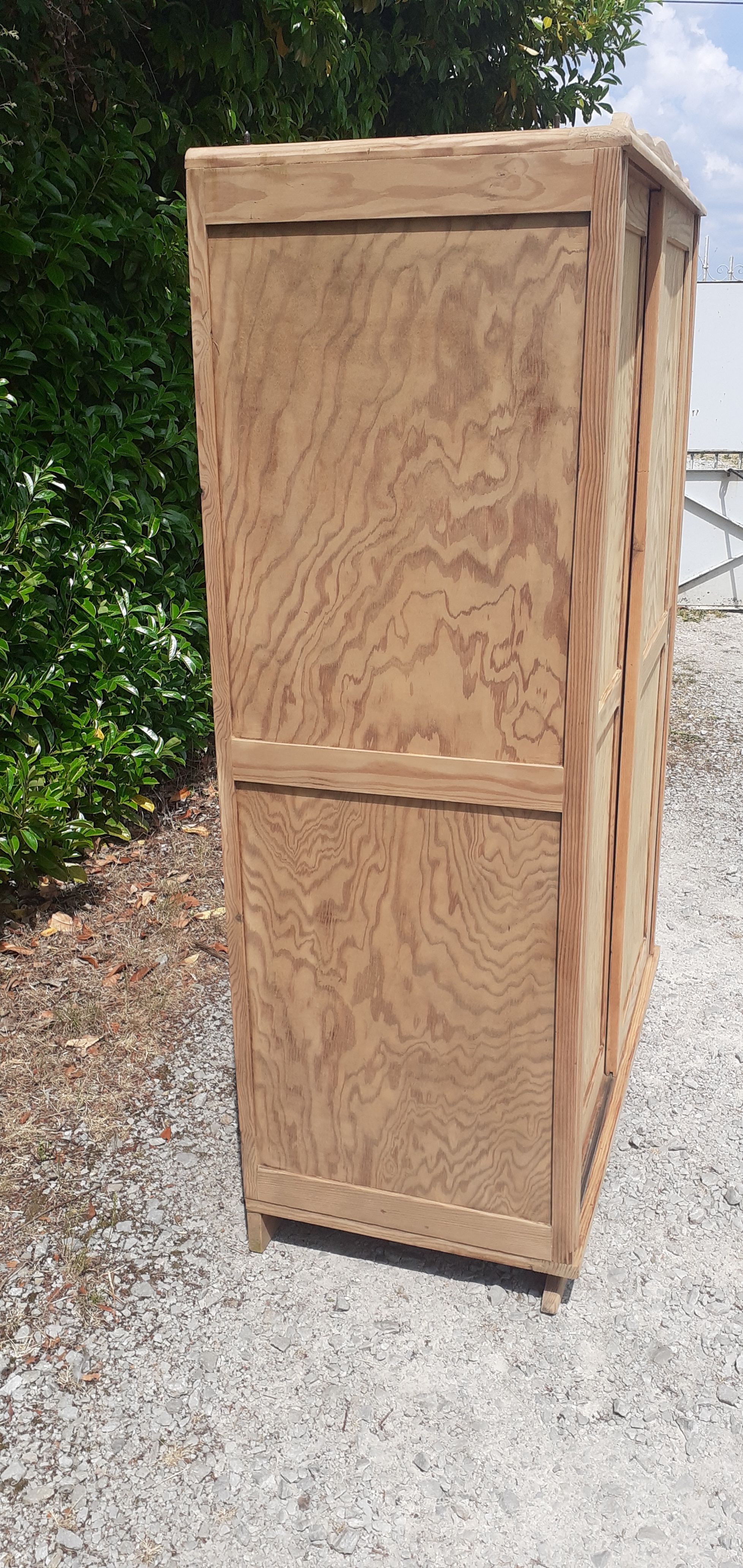 Parisian wardrobe 2 sliding doors fir raw wood