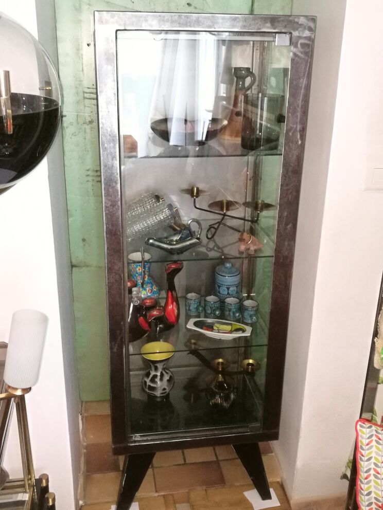 Vintage 50s medical industrial display case