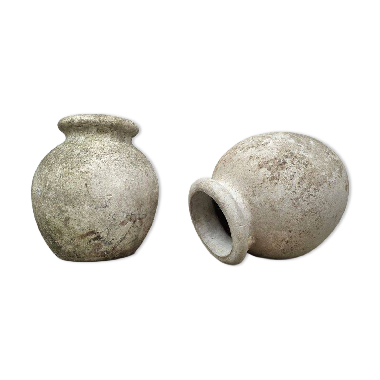 Beautiful pair of large garden pots by Willy Guhl.