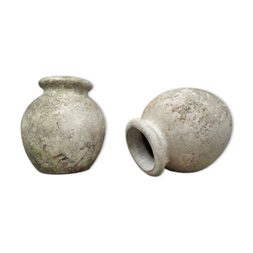 Beautiful pair of large garden pots by Willy Guhl.