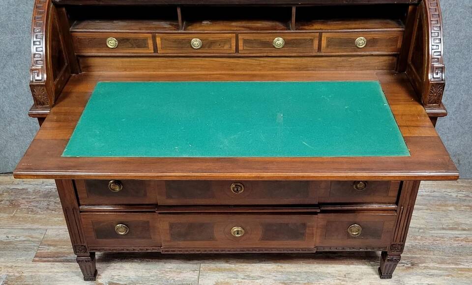 Louis XVI period cylinder chest of drawers in marquetry circa 1760