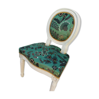 Chaise médaillon enfant