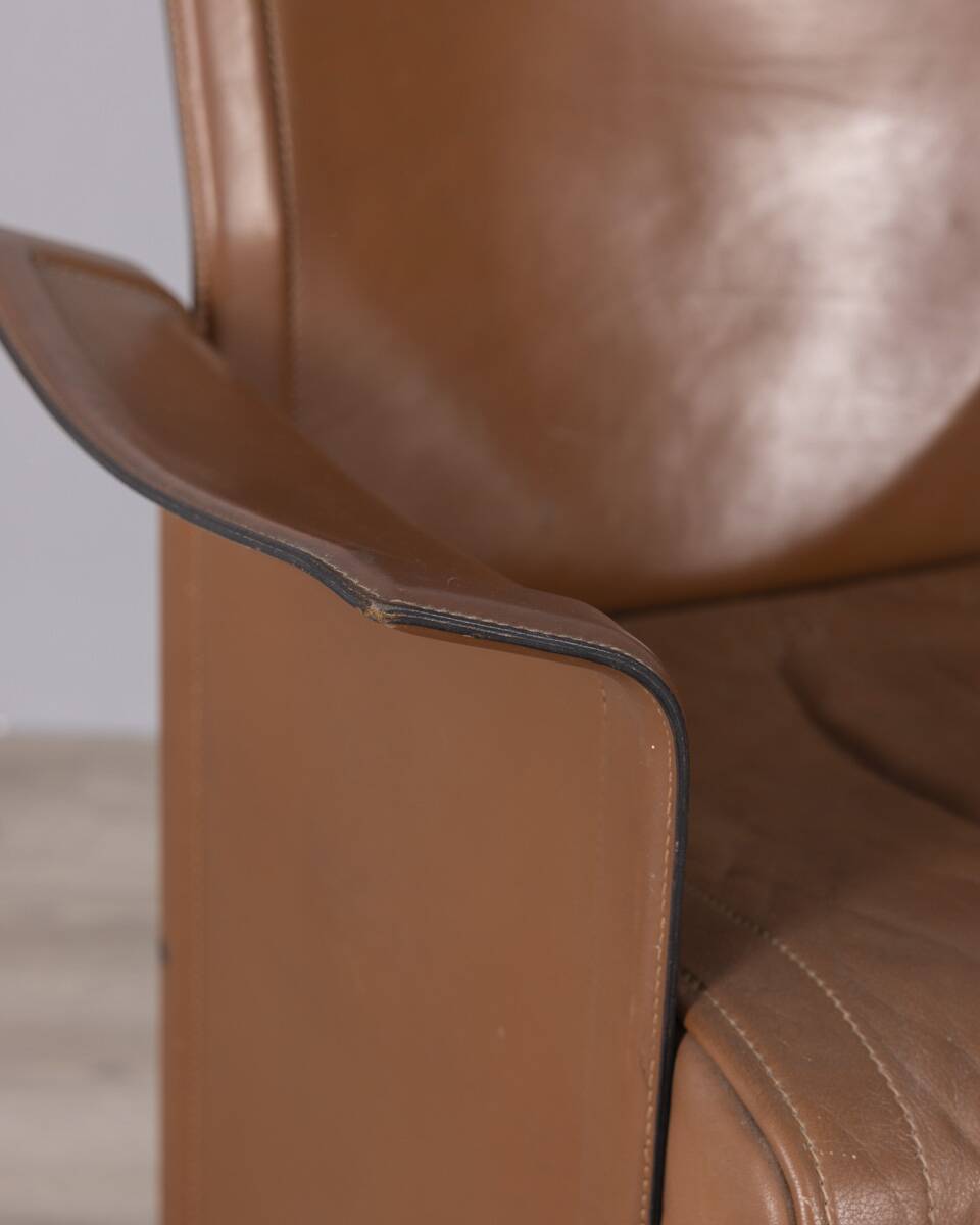 Vintage leather sofa from the 1970s, model ‘korium’ designed by tito agnoli