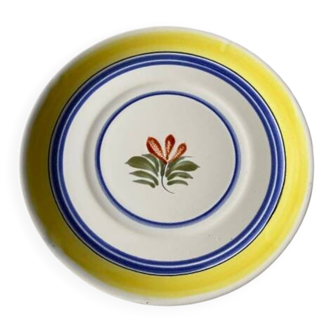 Petite assiette peinte à la main Quimper Henriot.