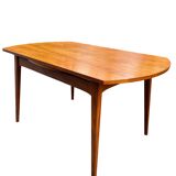 Wébe dining table