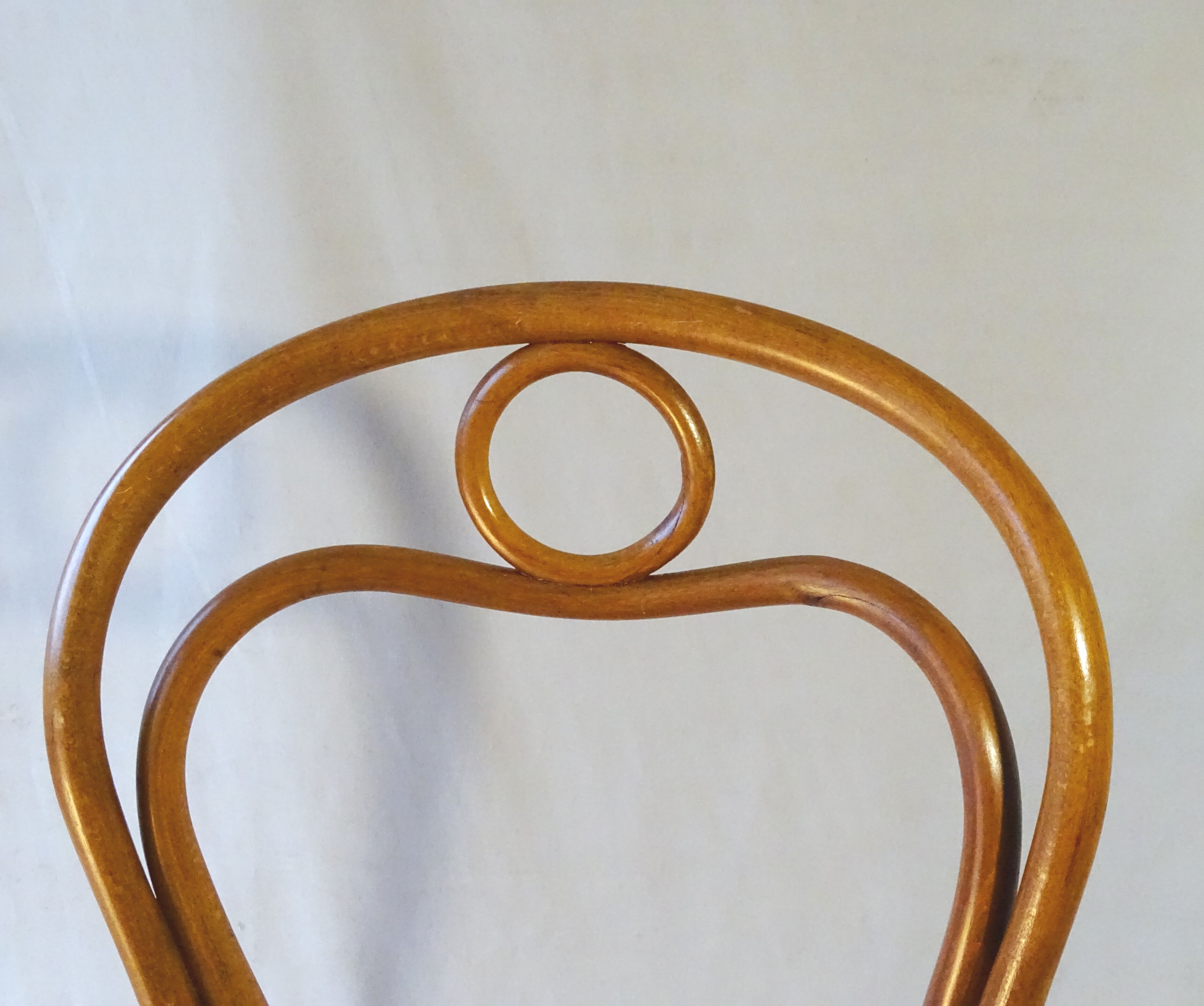 Chair THONET N°31/1 of 1880 cannée