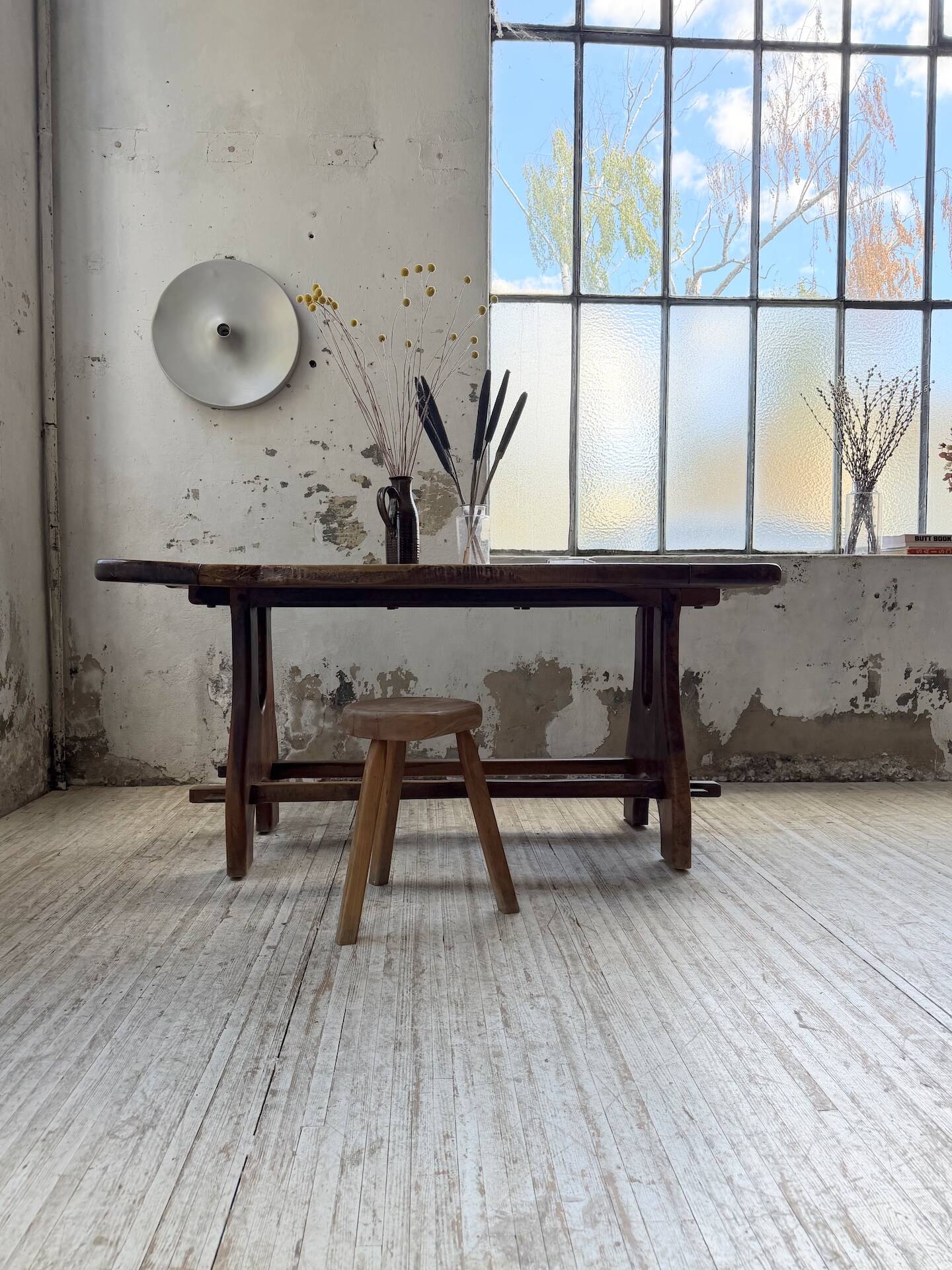 Dining table in solid olive wood Maison Skela 1960
