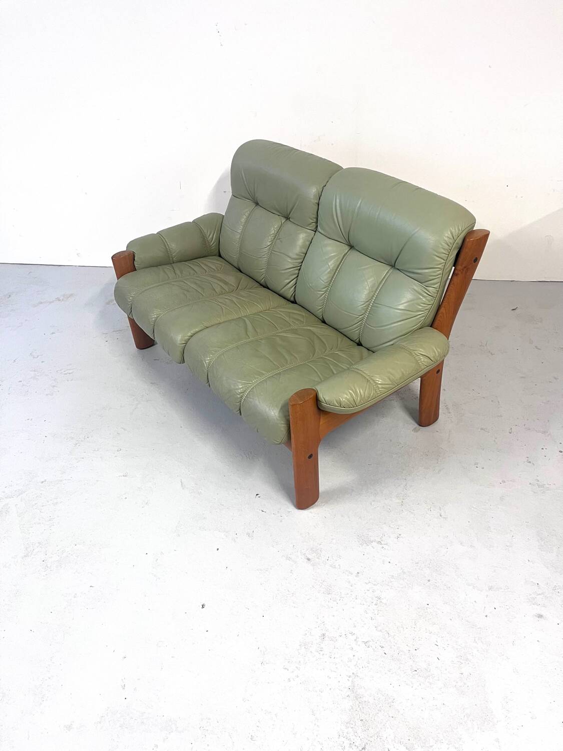 Canapé norvégien deux places des années 1980