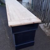 Counter trade furniture