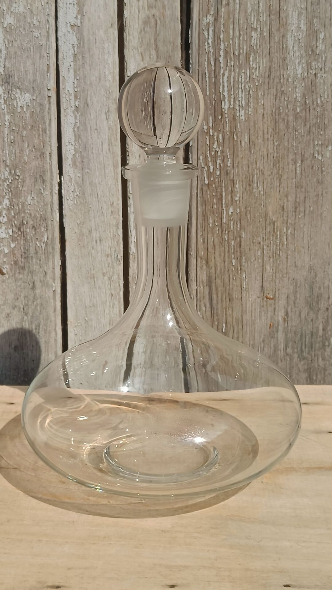 Glass decanter