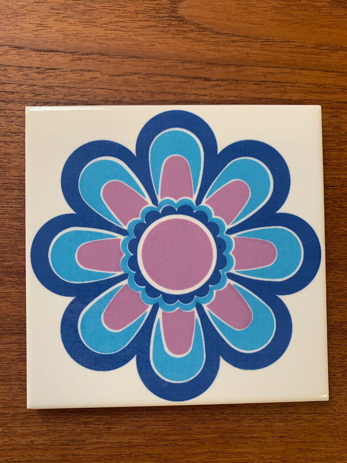 Villeroy & Boch trivet 1970 - blue flower