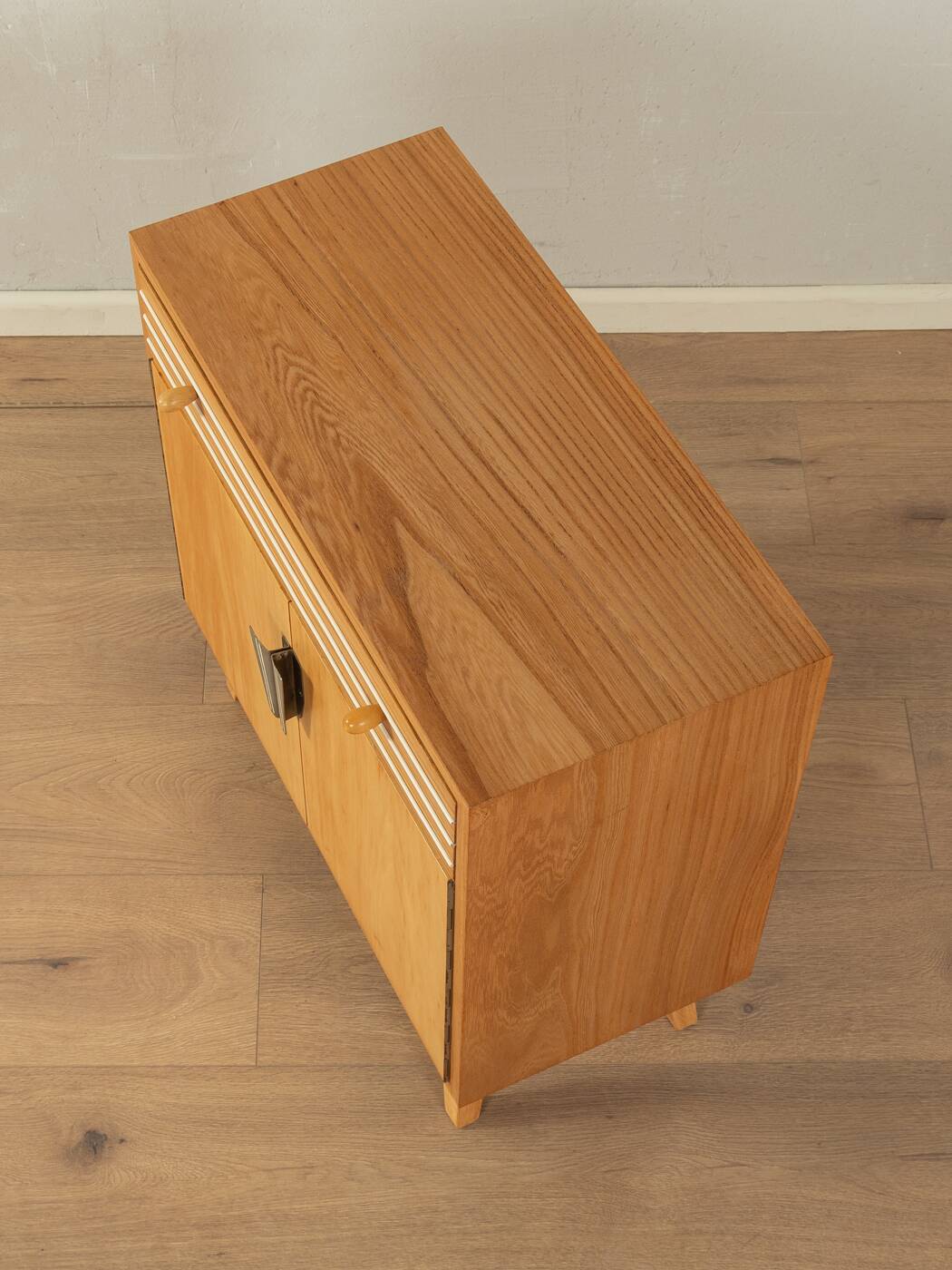 Flötotto dresser