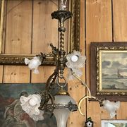 19th century brass and bronze chandelier, Napoleon III, illuminated by 6 tulips and a central globe