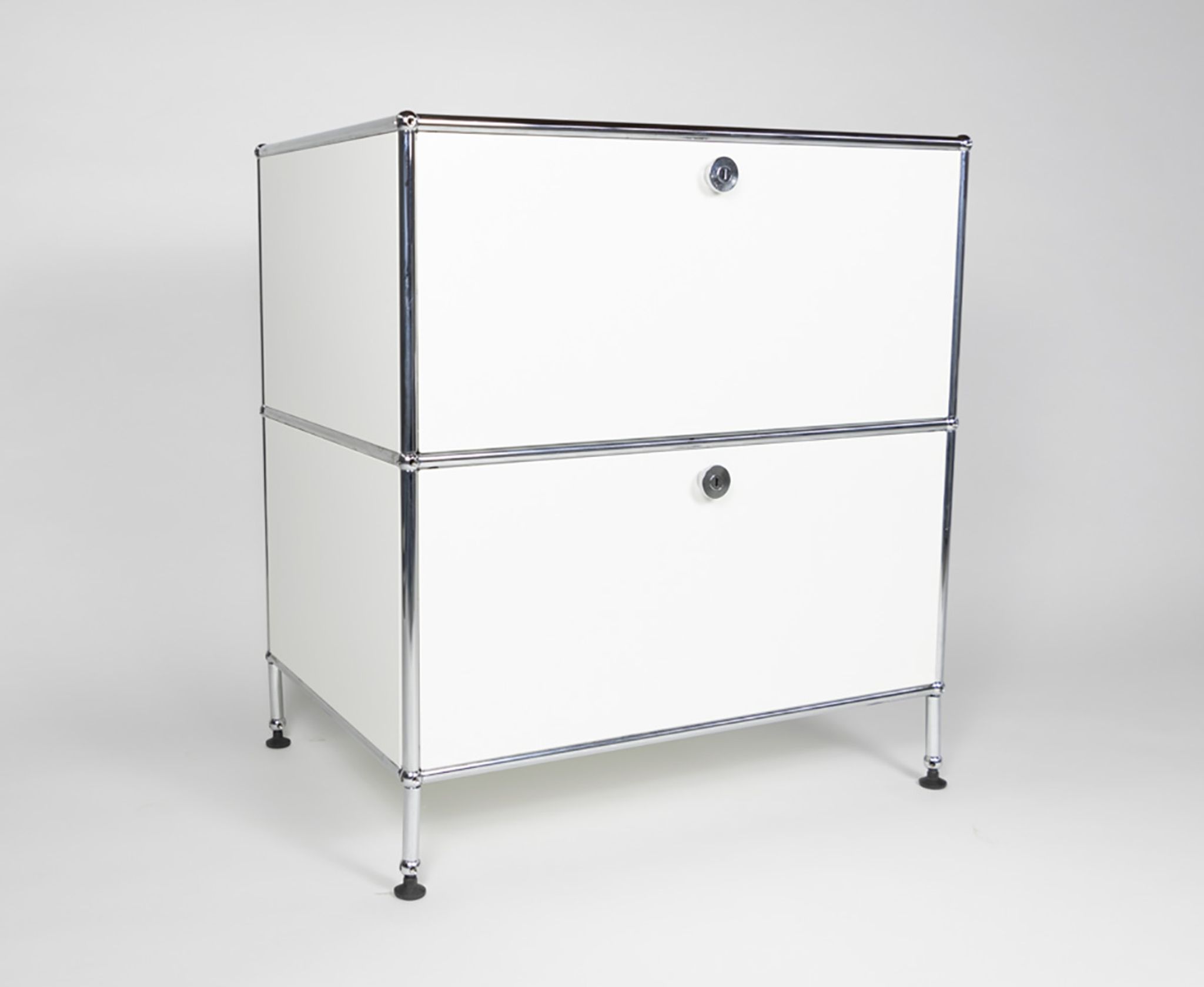 Industrial white iron 2 drawer cabinet by Fritz Haller & Paul Schärer for USM haller, 1980s (evt 2 available)
