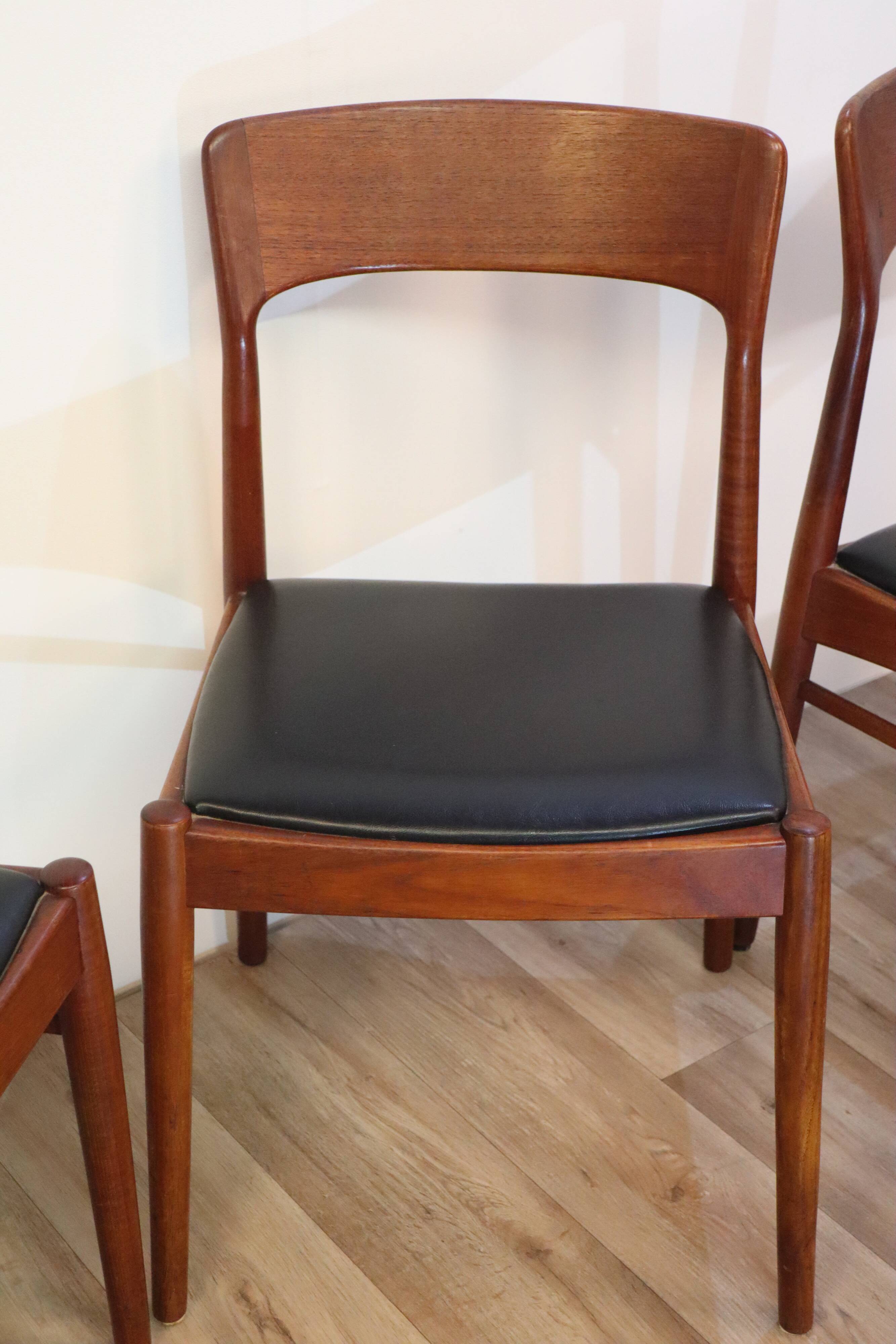 Series of 4 Scandinavian teak chairs 1960