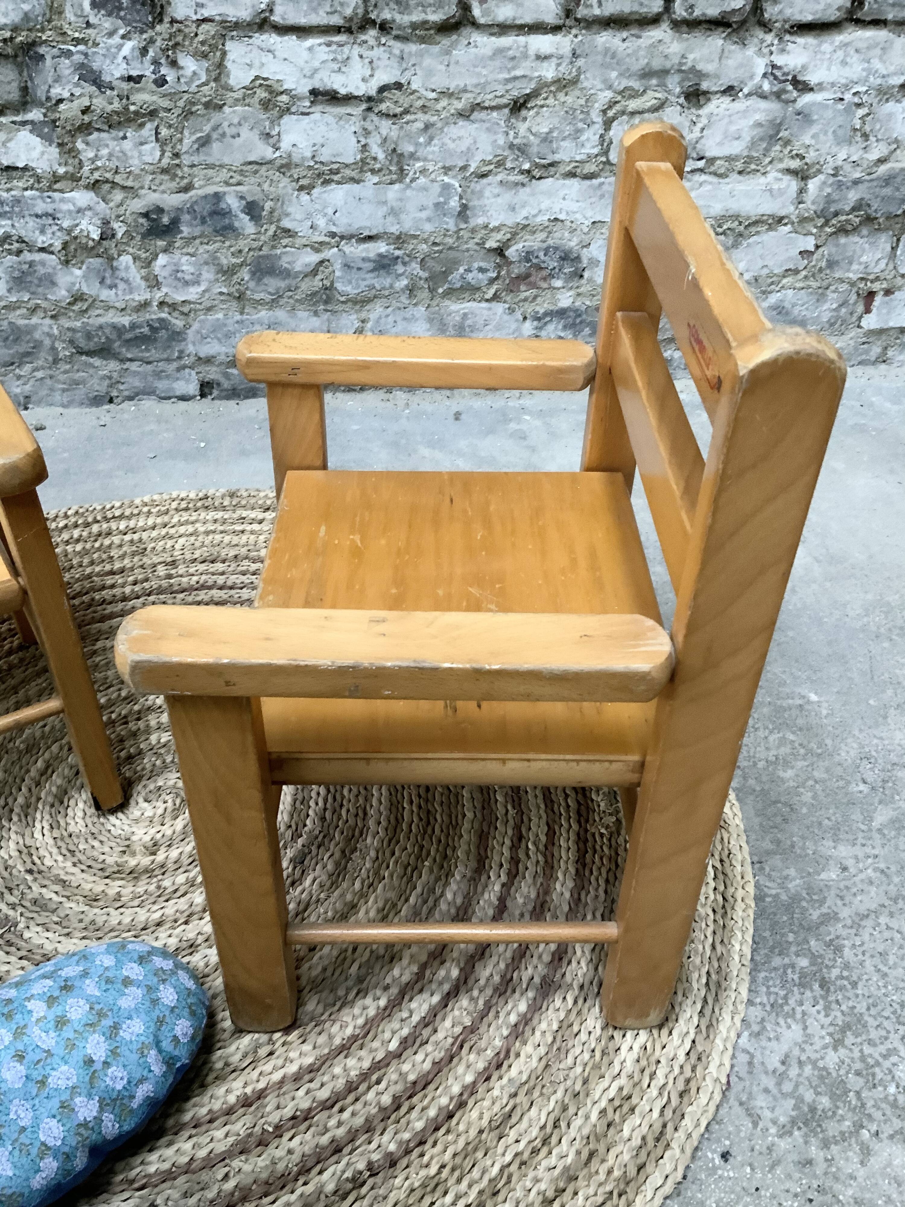 Set of 2 children's chairs combelle