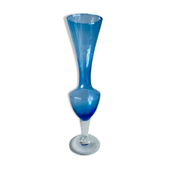 Vase en verre bleu et transparent