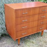 Vintage dresser