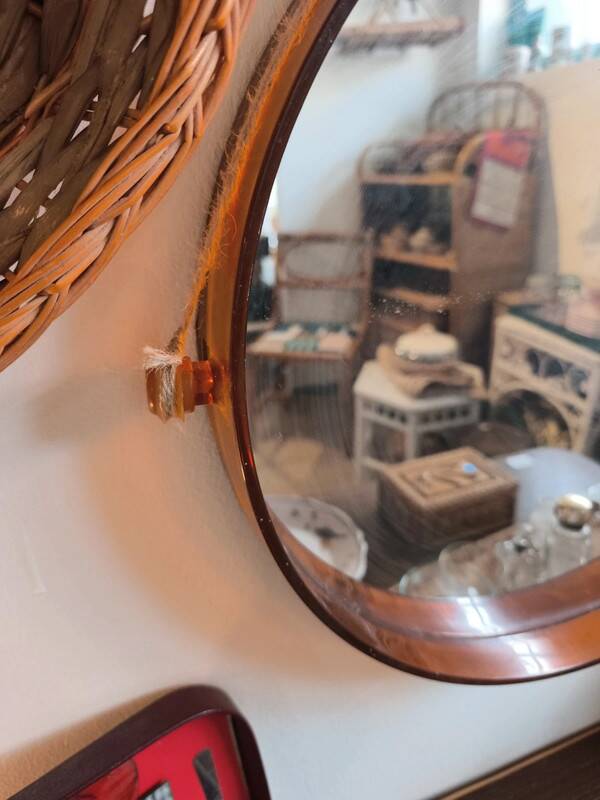 Miroir vintage en plastique orange seventies