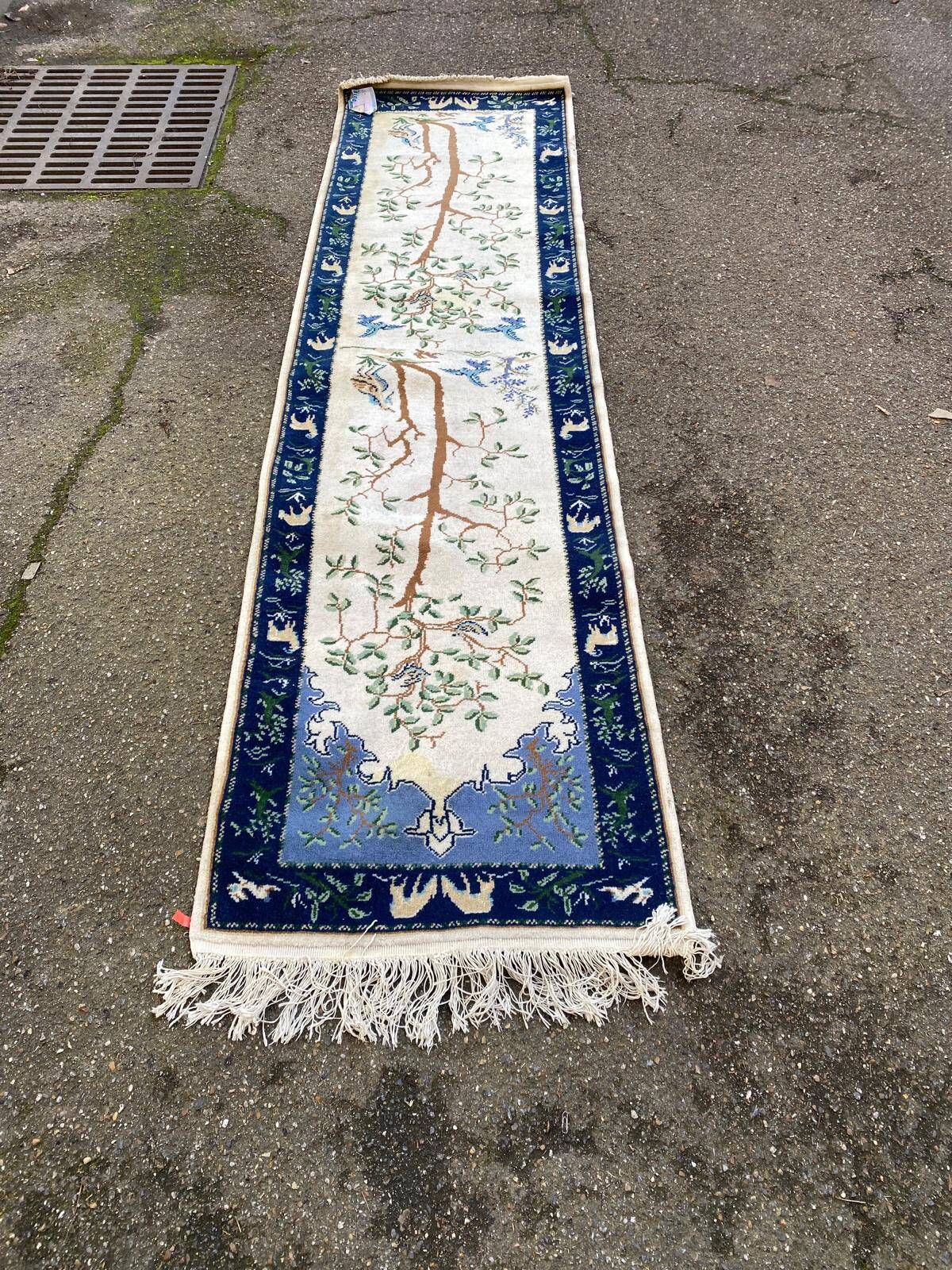 Long Berber rug from Tunisia in wool 270x72cm
