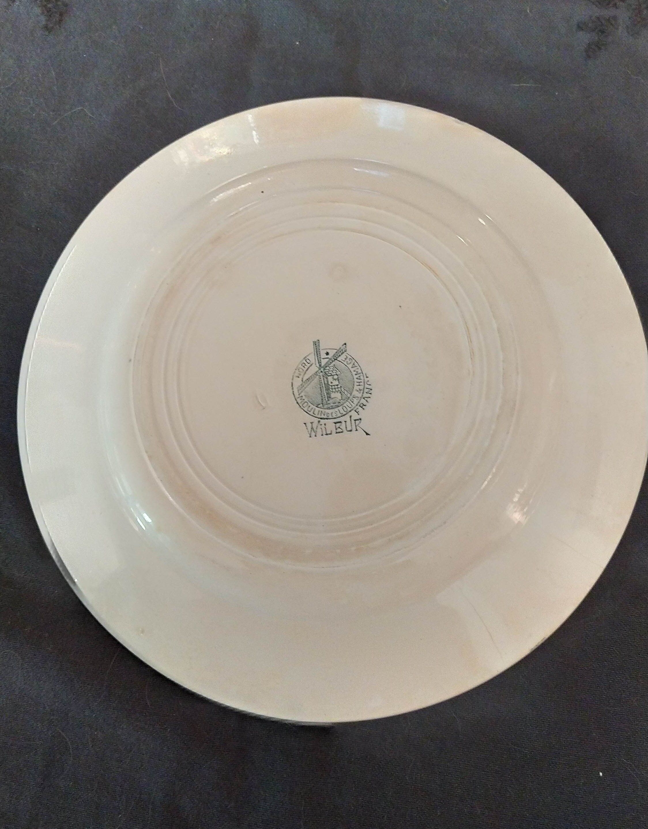 Ancient plate of the Moulin des Loups