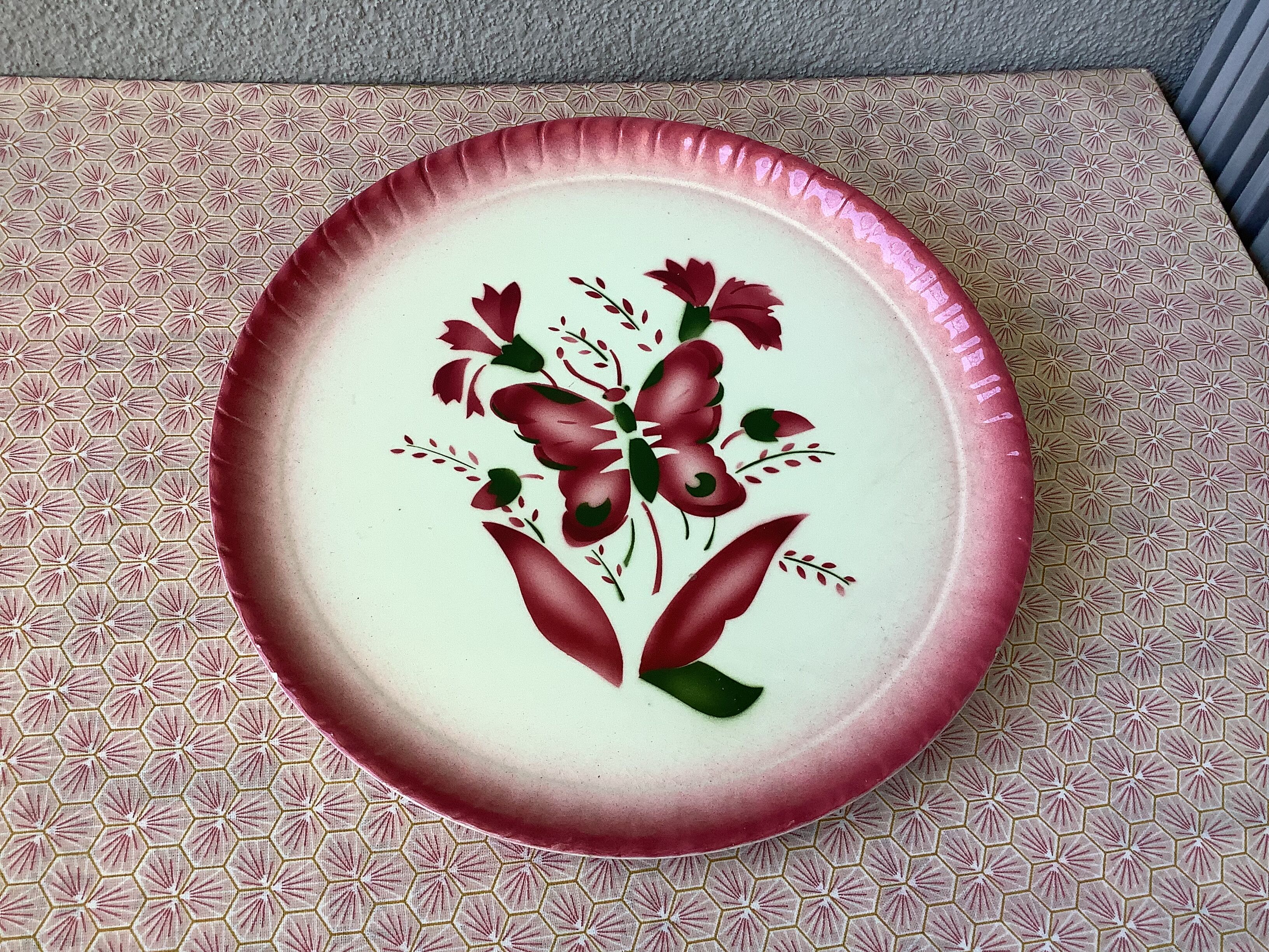 Art Deco earthenware serving dish from Nyon (Switzerland)